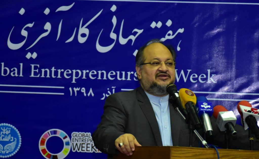 محمد شریعتمداری